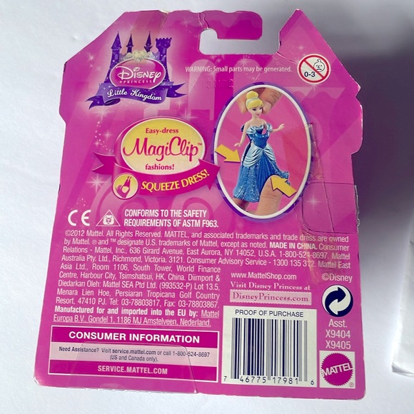 Disney Princess Little Kingdom Magiclip 4” Doll. Doll w/Dresses. 2012 - Picture 2 of 4